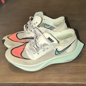 Nike Men's Vaporfly 1 ZoomX Running Marathon Shoes Size 9